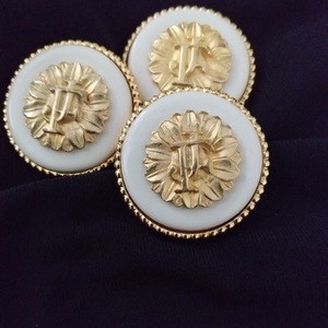 Jacques Fath 3 Pcs‎ Round  Buttons